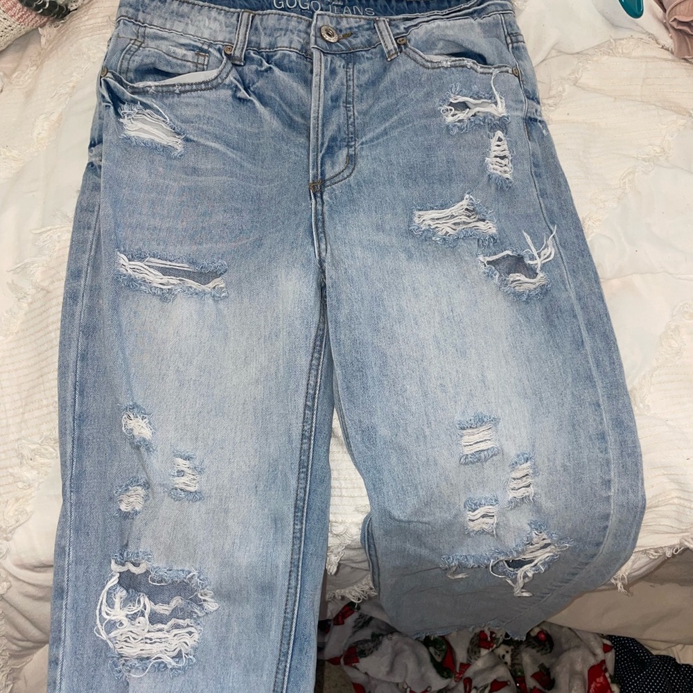 Straight leg jeans with rips!
